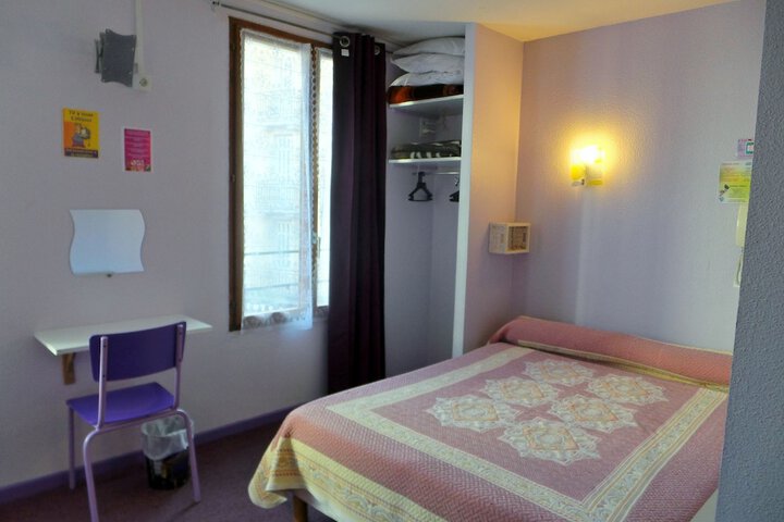 Room 10 of 35