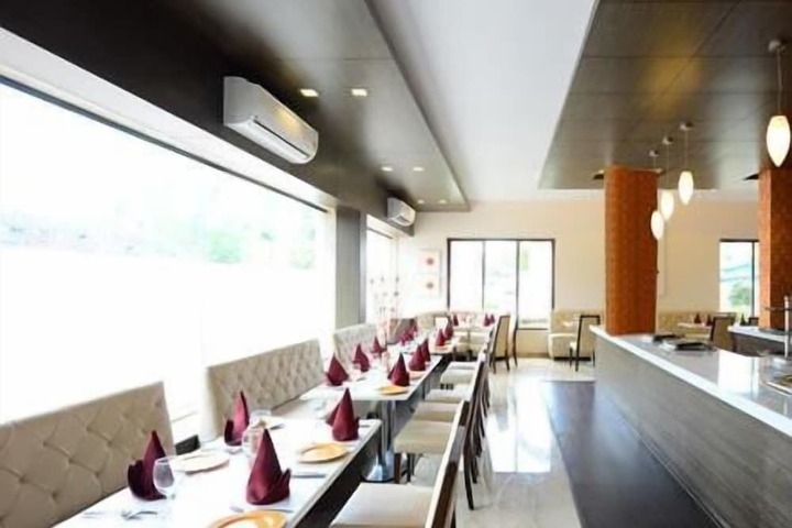 Dining Photos