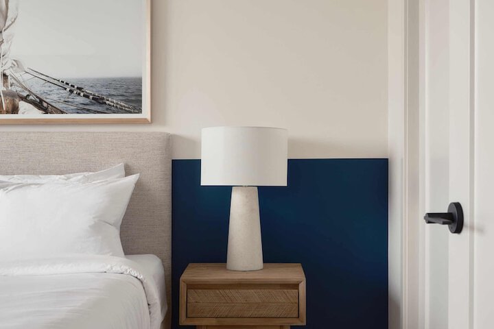 209 2nd Floor Studio Murphy Queen Bed with Balcony (89 of 95)