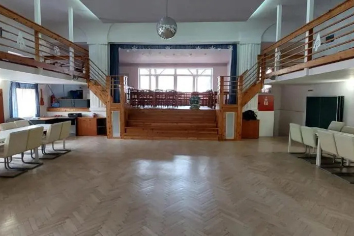 Room 13 of 28