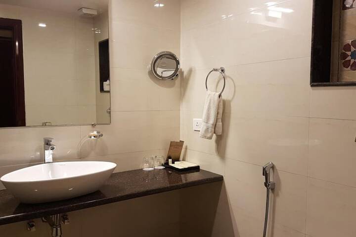 Room 19 of 49