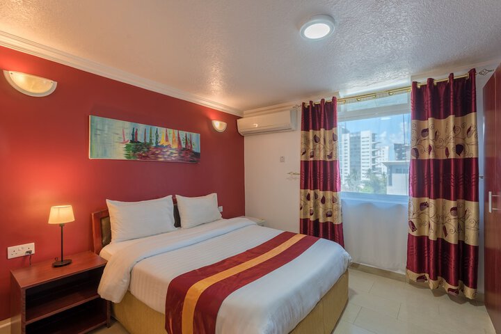Room 6 of 49