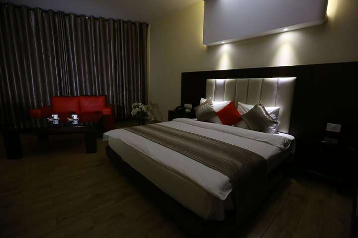 Room 5 of 58