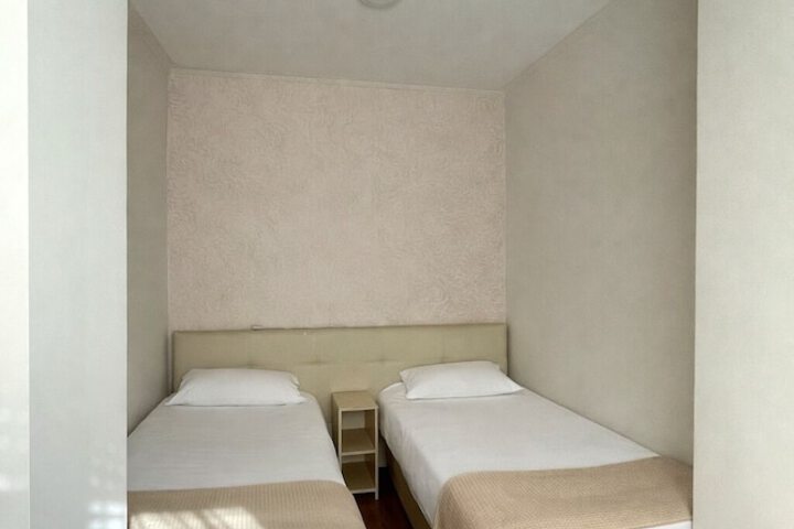 Room 19 of 85
