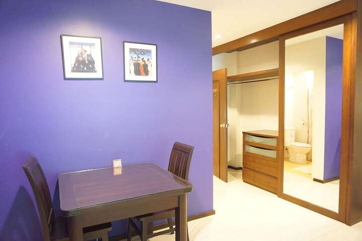 Room 18 of 52