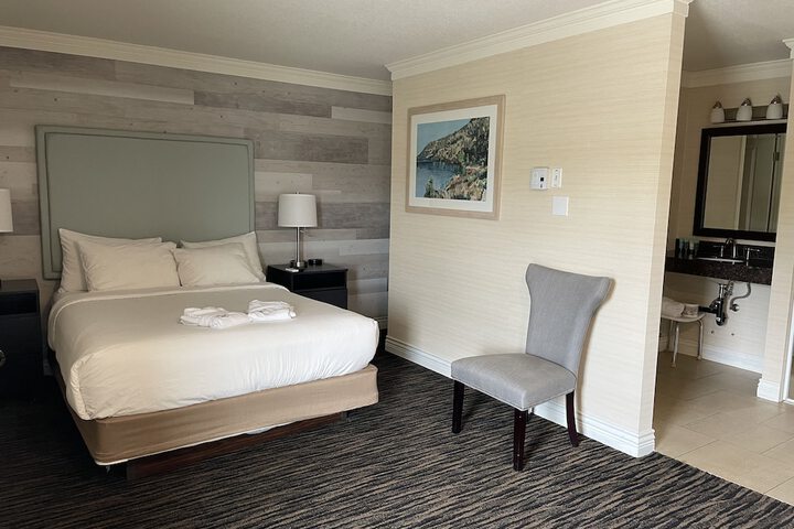 Room 5 of 56