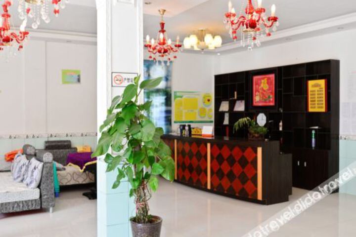 Hotel Interior 5 of 16