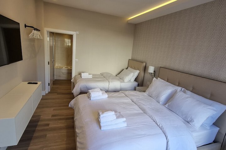 Room 7 of 50