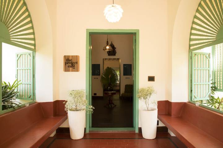 Guest Lobby