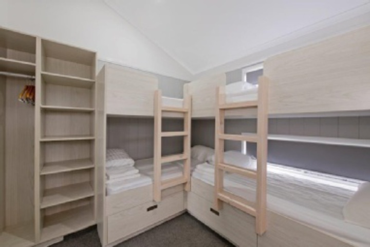 Room 155 of 792