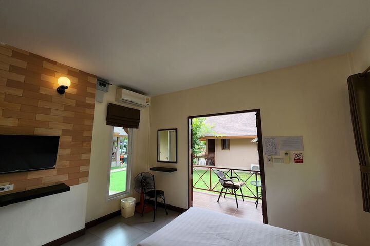 Room 17 of 47