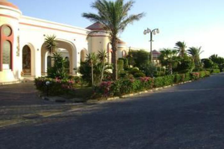 Hotel 18 of 34