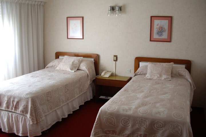 Room 12 of 46
