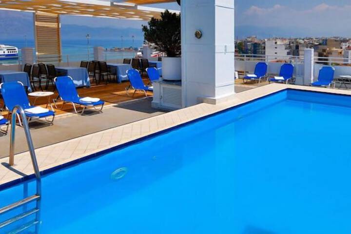 Pools & Facilities