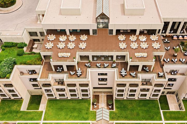 Ballroom/Hall 146 of 185