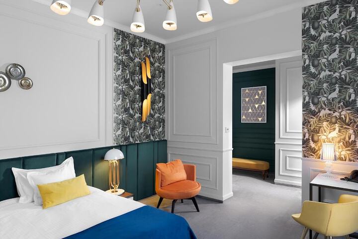 Room 21 of 78
