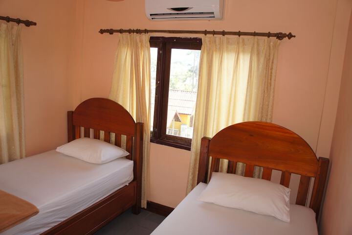 Room 14 of 26