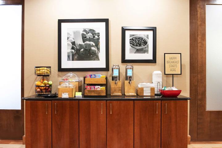 Breakfast area