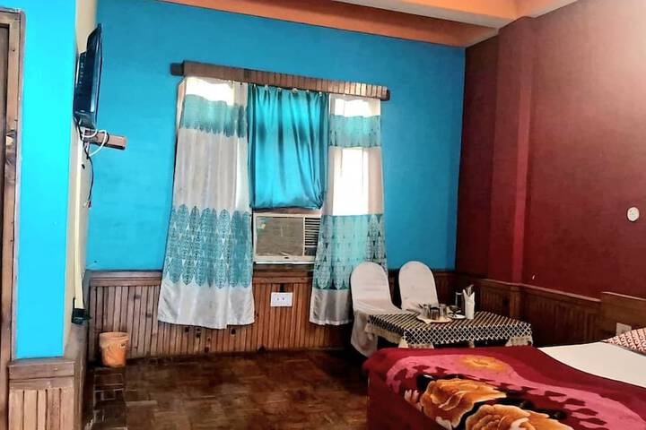 Room 15 of 61