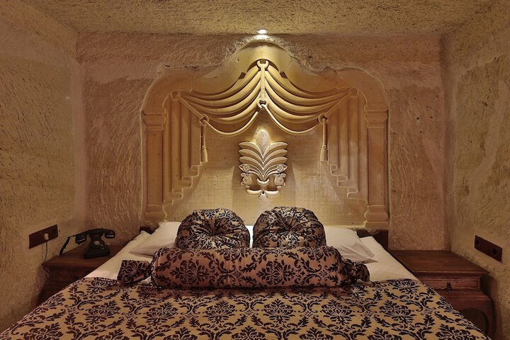 Room 10 of 114