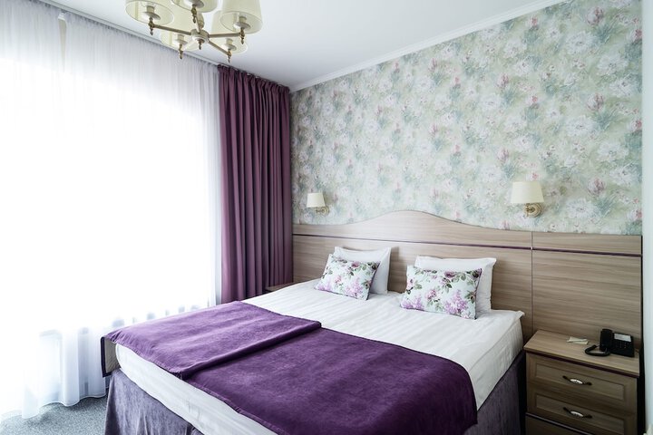 Room 13 of 140