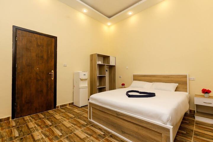 Room 21 of 51