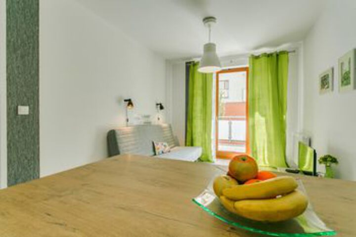 Room 45 of 177