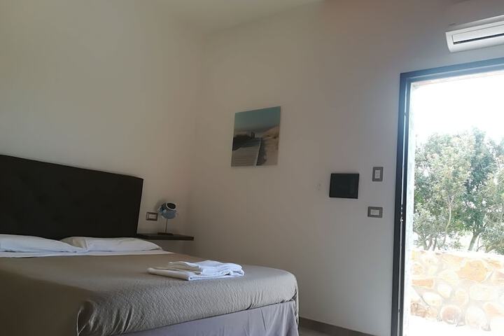 Room 3 of 11