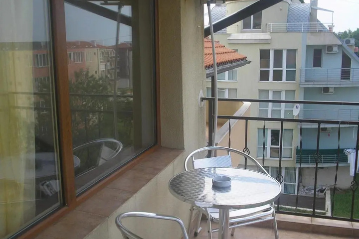Terrace/Patio 6 of 11