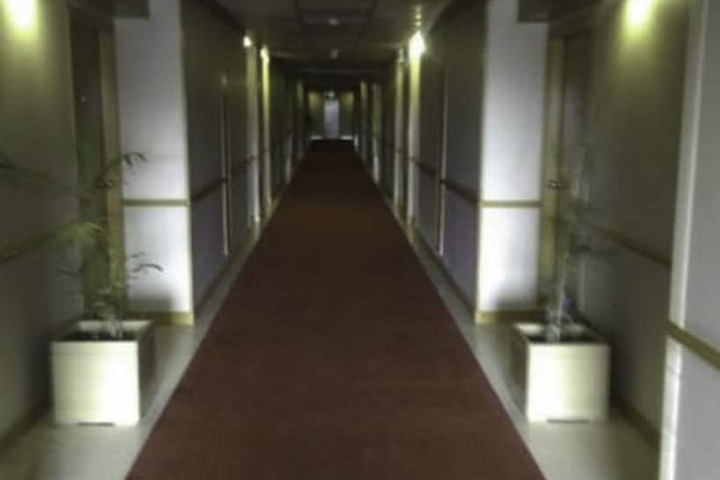Ballroom/Hall 18 of 22