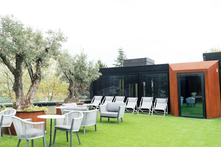 Terrace/Patio 101 of 102