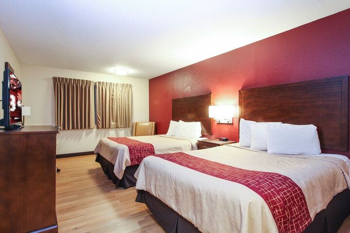 Room 6 of 25