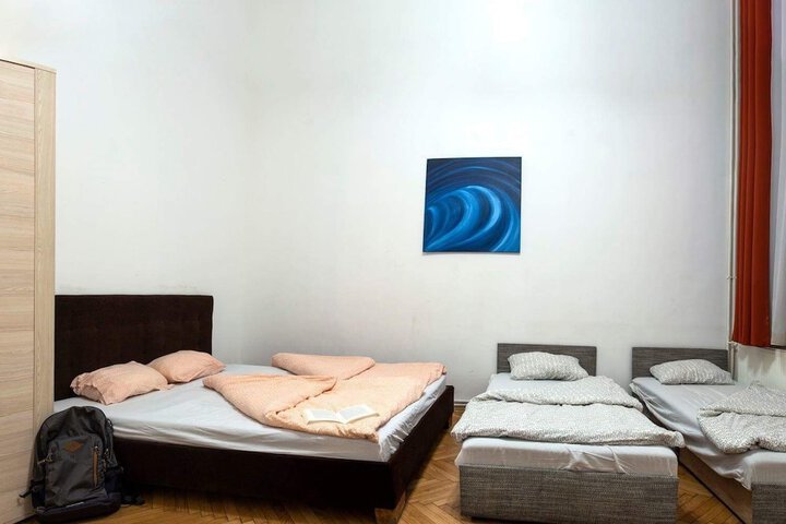 Room 14 of 78
