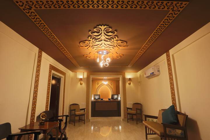Hotel Interior 4 of 53
