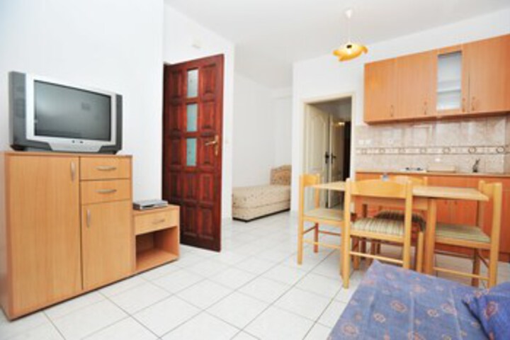 Room 7 of 21