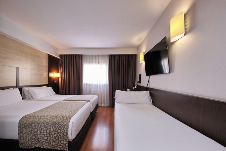 Room 9 of 88