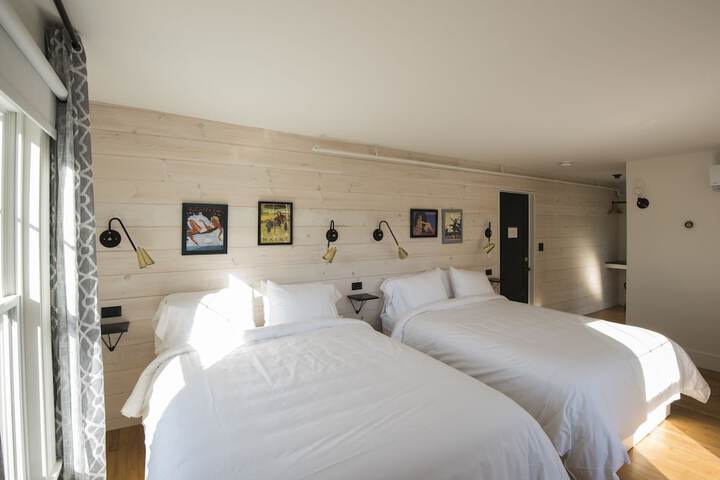 Room 6 of 47