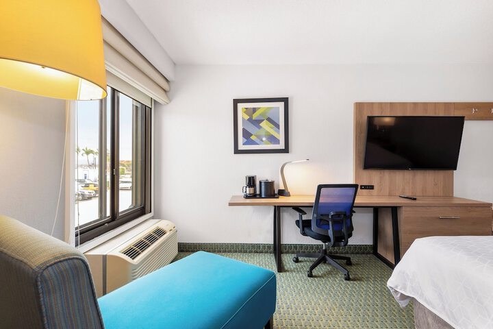 Room 72 of 125