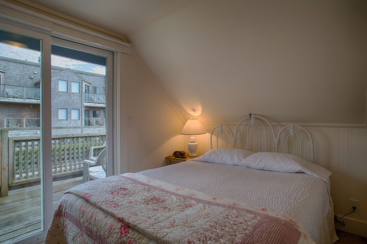 Room 17 of 231