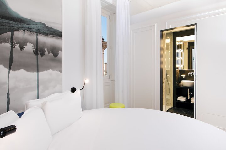 Room 10 of 188