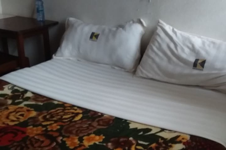 Room 3 of 23