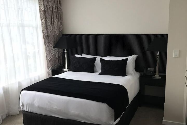 Room 13 of 53