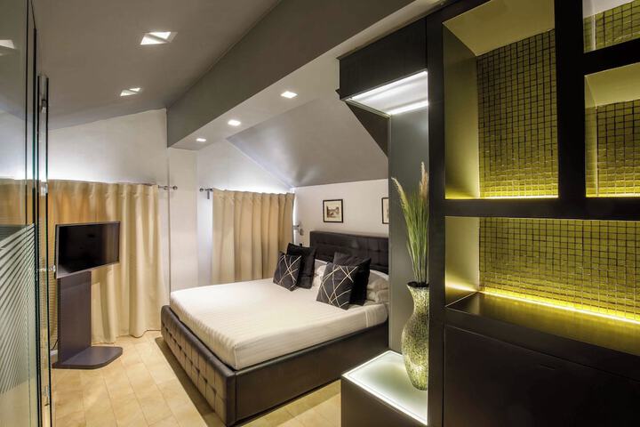 Room 70 of 289