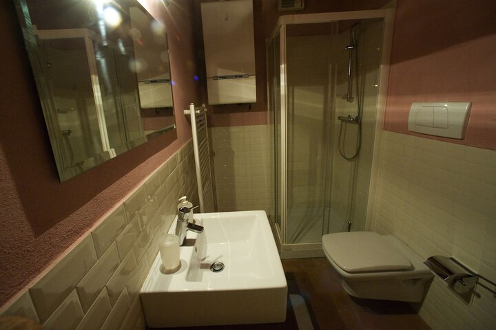 Room 36 of 51
