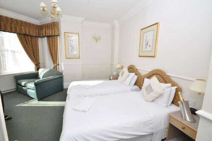 Room 5 of 23