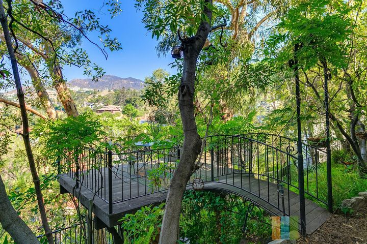 Property Grounds 20 of 23