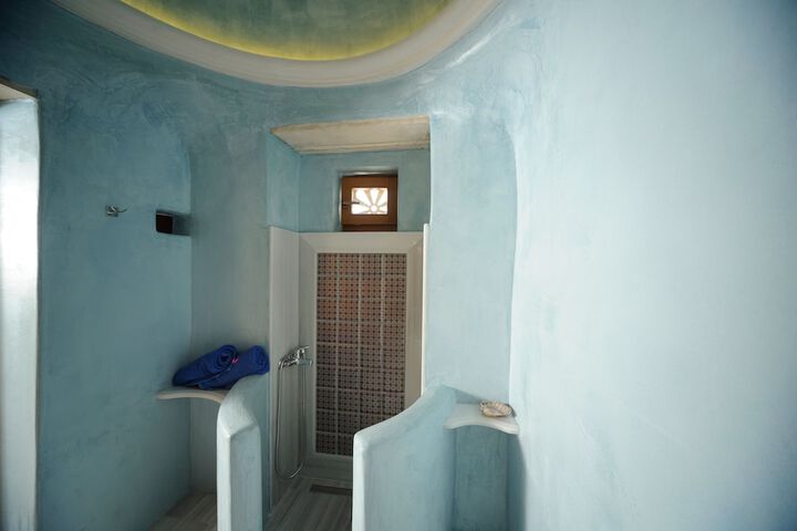 Room 40 of 46