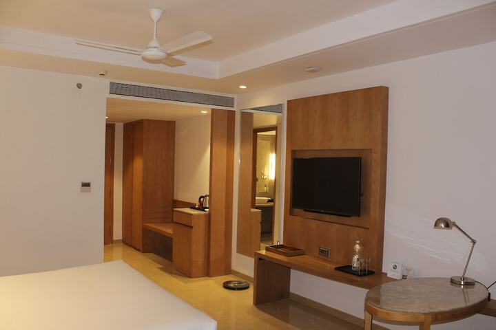 Room 69 of 119