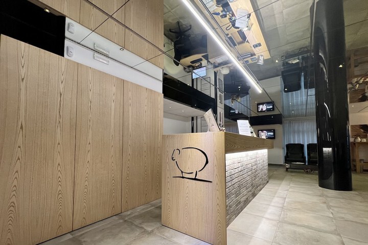 Guest Lobby