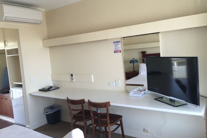 Room 19 of 41
